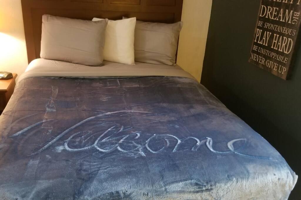 Hotel 2 Queen Beds Hotel Room 128 Booking Stillwater Eksteriør billede